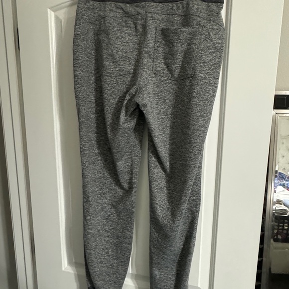 Athleta women’s Flux Jogger 2.0 Pants Heather Gray - Picture 2 of 7